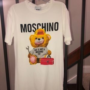 Moschino t-shirt
